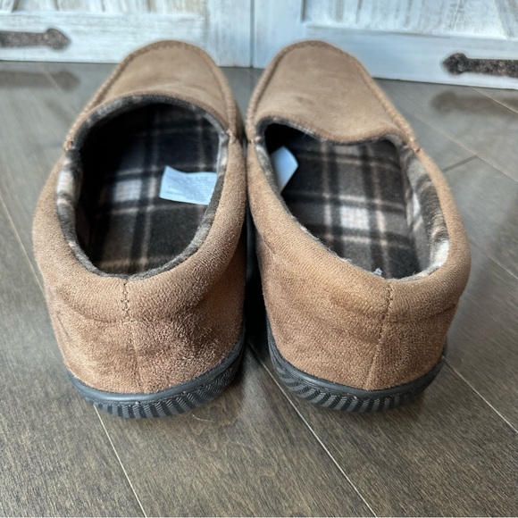 Dockers Men's Moccasin Slippers Suede Slip On Plaid Size 11/12 - Picture 3 of 8